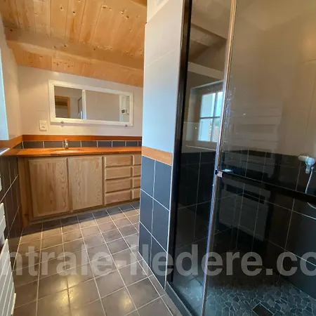 度假居 Des Peupliers 拉弗洛特