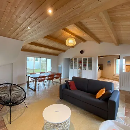 Semesterbostad Des Peupliers